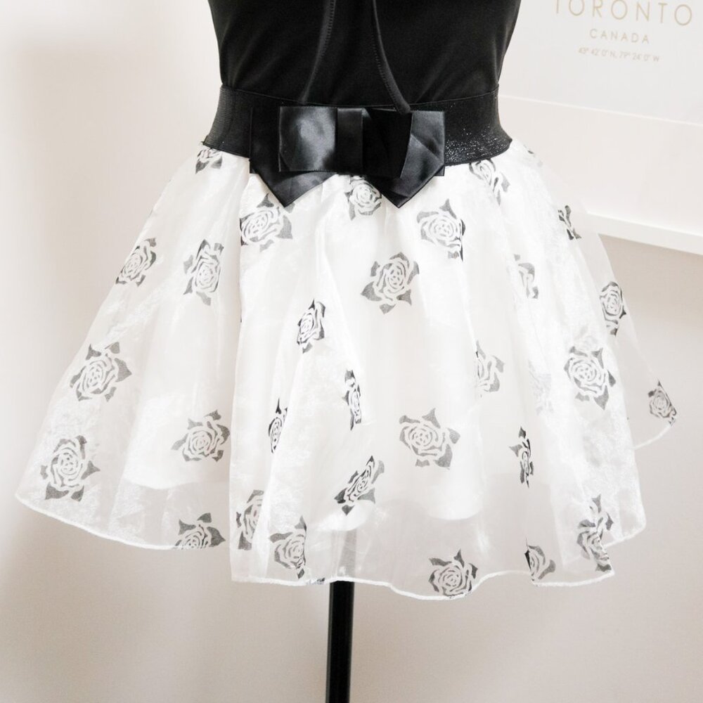 White Rose Print Mesh Skirt 🥀